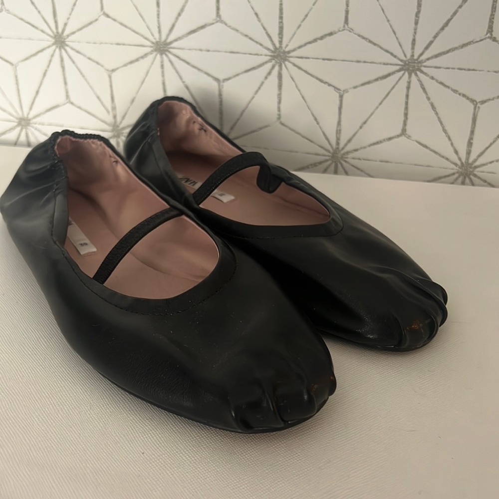 Zara faux leather ballet flat shoe size EU 39 black ballet core